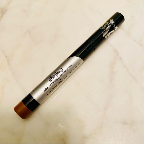 Kat Von D eyeshadow primer “Deep” - Picture 2 of 4